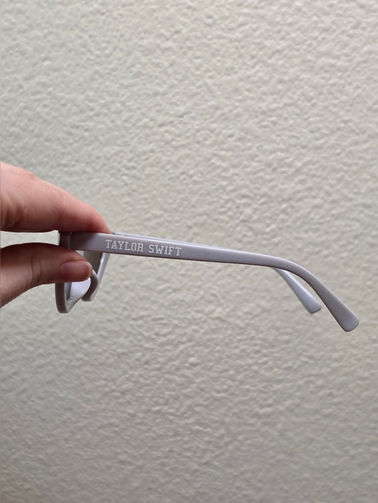 Taylor Swift Speak Now Sunglasses